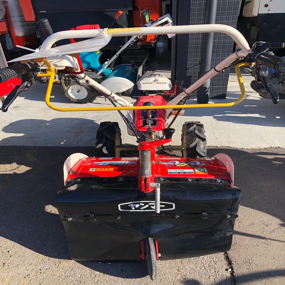 ヤンマー 耕耘機 DK7 機体寸法:1740mm×650mm×1020mm 出力6.2PS 使用燃料 :ガソリン