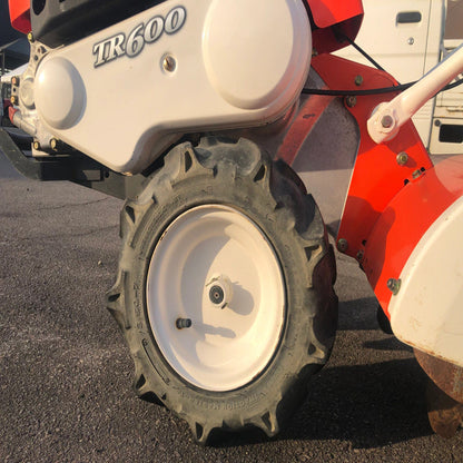 クボタ 管理機 TR600 機体寸法:1430ｍｍ×620ｍｍ×1050ｍｍ 燃料/タンク容量自動車用無鉛ガソリン/2.0L 変速段数:前進2・後進1