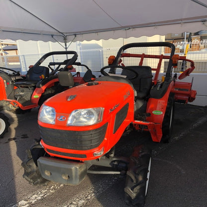 【地域限定自宅配送】クボタ トラクター JB14 機体寸法:2020×960×1810(mm) 出力10.7ps 使用燃料/容量:ディーゼル軽油/14L