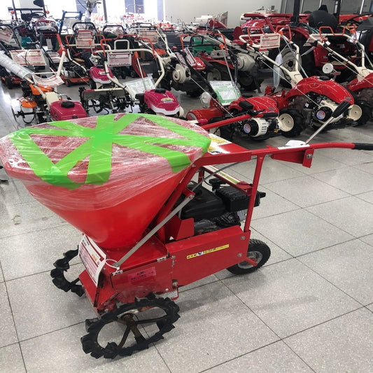 カンリウ 散布機 MU400 機体寸法:106×54×92/45kg タンク容量40L 走行:ミッション前進1段