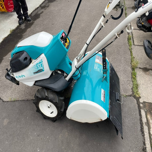 クボタ 管理機 TRS60 機体寸法:1515×620×1070(mm) 出力6.2ps 使用燃料/容量:無鉛ガソリン/2.5L