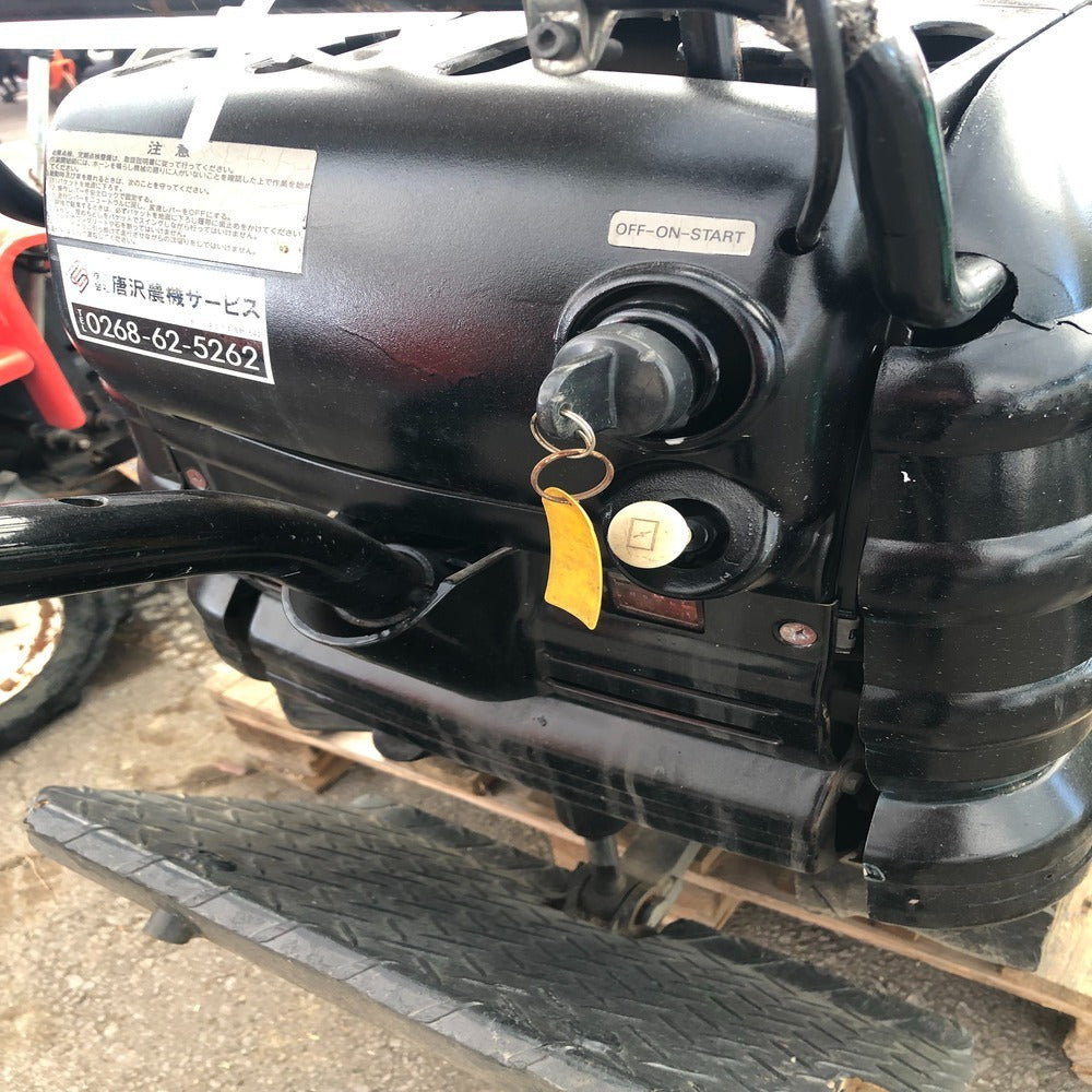 【整備待ち】コベルコ バックホー SS1 機体寸法:2150×500×1100 重量275kg 燃料:ガソリン