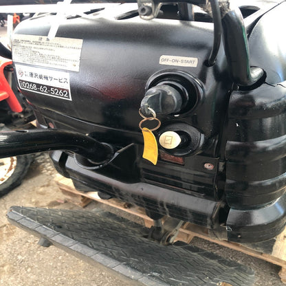 【整備待ち】コベルコ バックホー SS1 機体寸法:2150×500×1100 重量275kg 燃料:ガソリン