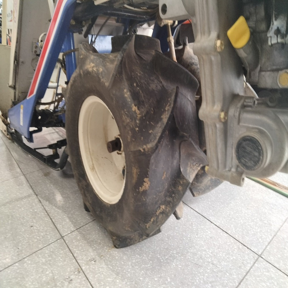 イセキ 中古バインダー RE50-DH : 寸法(長×幅×高)概算 1795 x 780 x 980mm 燃料:ガソリン