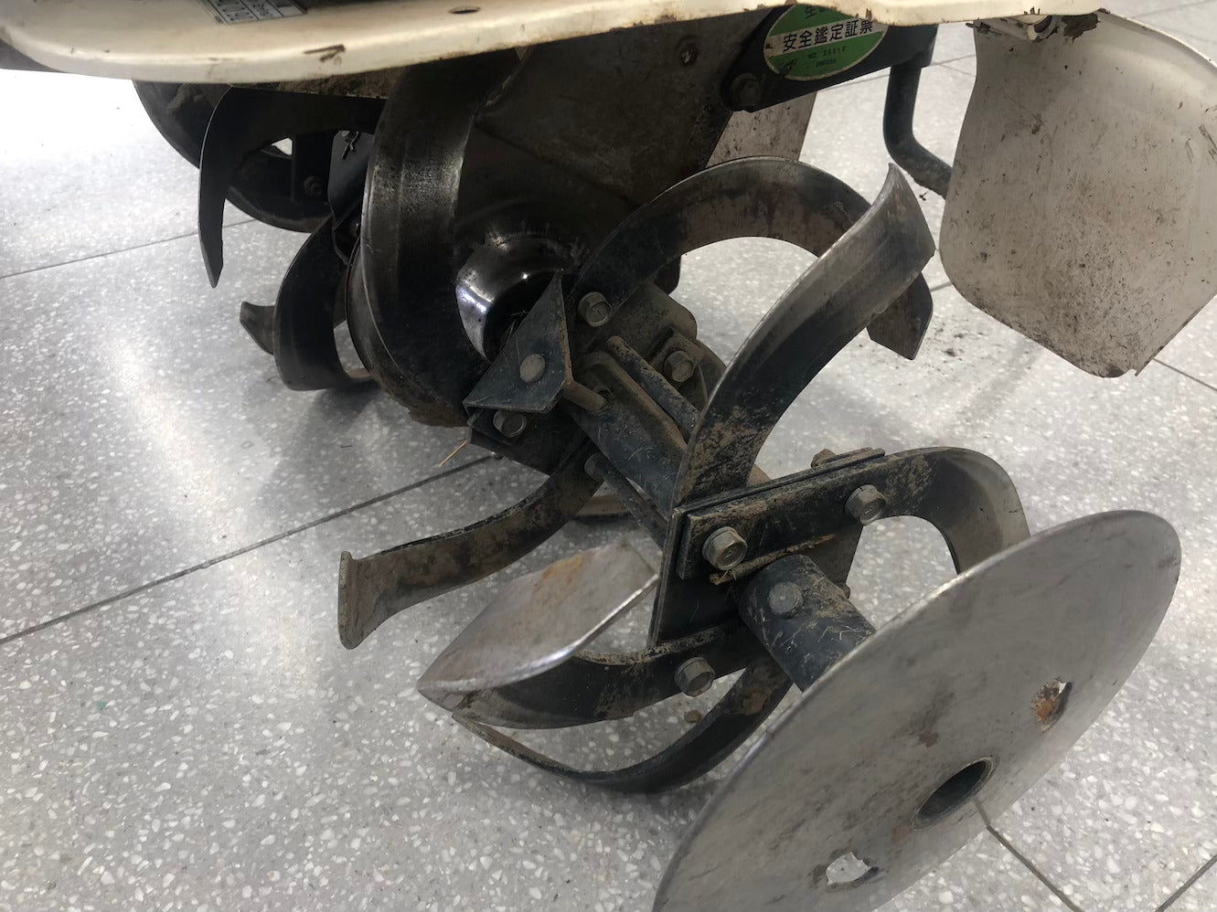 【整備待ち】三菱農機 管理機 MM308 長さ×幅×高さ:1110mm×640mm×1065mm 作業幅320・600mm 使用燃料 /タンク容量:ガソリン/1.2L