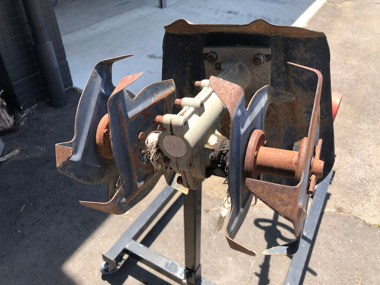 【ジャンク品】 除草機 メーカー不明 動作保証なし 返品不可