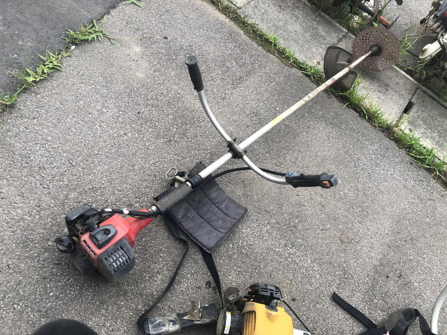 【ジャンク品】共立 刈払機 SRM265 動作保証なし 返品不可