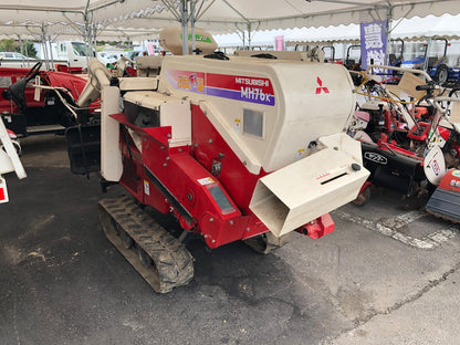 【整備待ち】三菱農機 ハーベスター MH76K 機体寸法:長2,085×幅1,200×高さ1,280 mm（格納時） 機体重量約326 kg エンジン:空冷4サイクルOHVガソリンエンジン