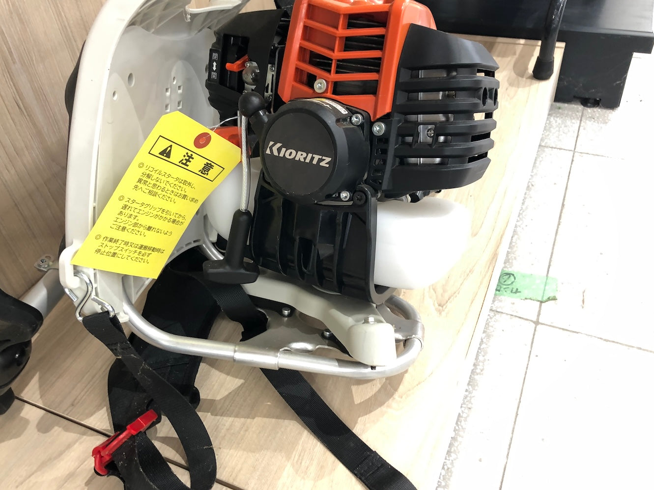 【販売中】共立 刈払機 RME2630 寸法（長さ×幅×高さ）（mm）:2710×300×360 本体乾燥質量(kg)7.5 排気量（cm3）:25.4