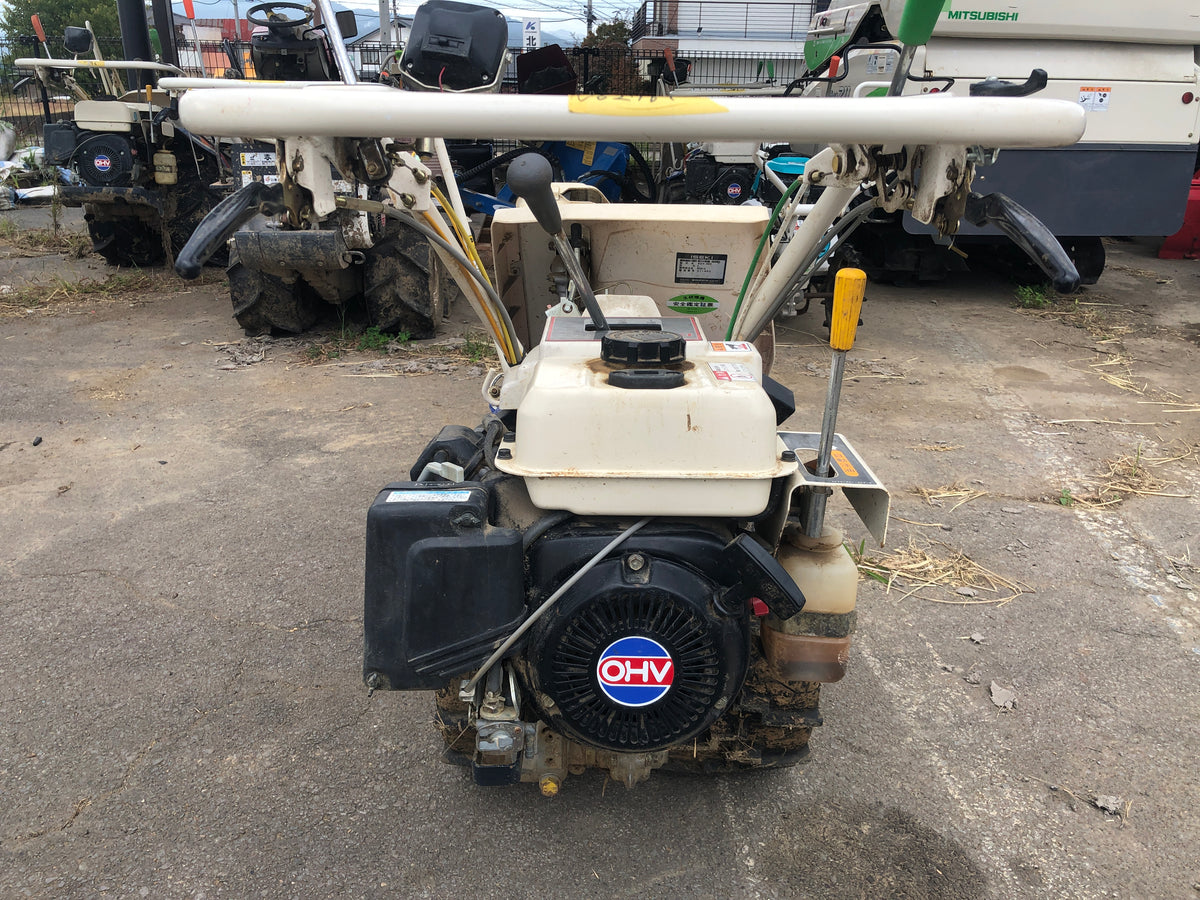【整備待ち】イセキ バインダー RE30 機体寸法:1,535×580×980(㎜) 刈取り段数１条 燃料:ガソリン