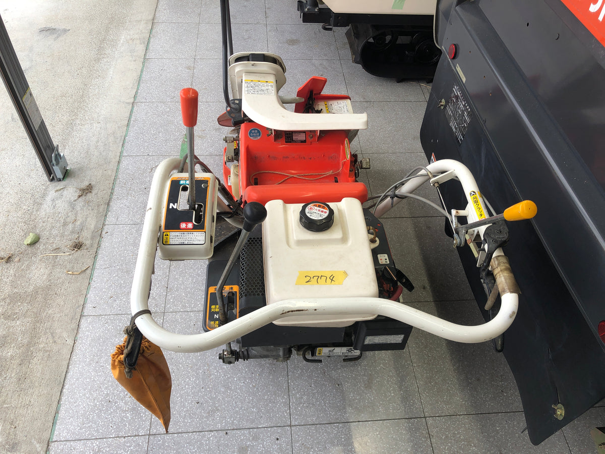 【整備待ち】クボタ バインダー RJ35 機体寸法:1,540×665×980 刈取り段数1条 燃料:ガソリン
